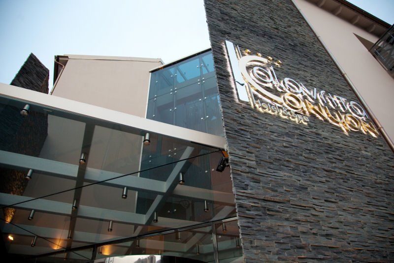 卡拉夫里塔峡谷温泉酒店 卡拉维塔 外观 照片